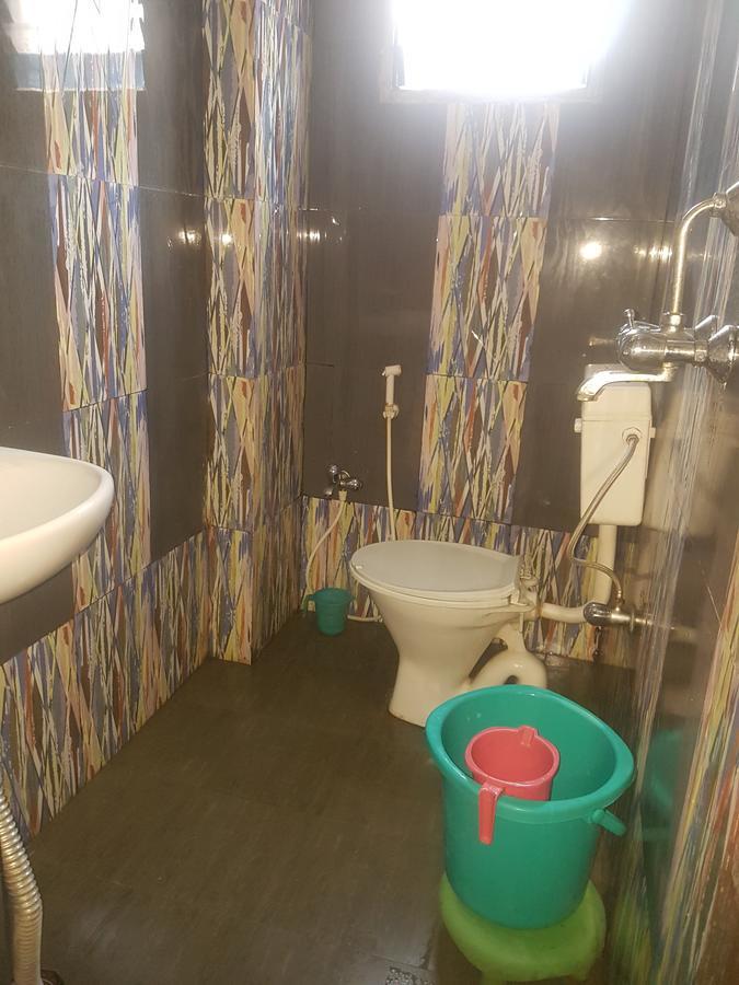 Hotel Grand Palace Гая Екстериор снимка